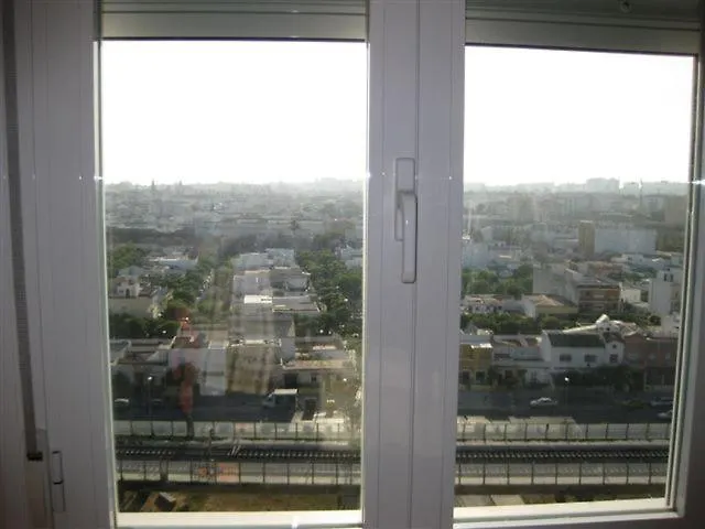 Piso Con Vistas Cerca Feria 4 Dorm 2 Banos, Aire Acond. Garaje Apartment Jerez de la Frontera Spain
